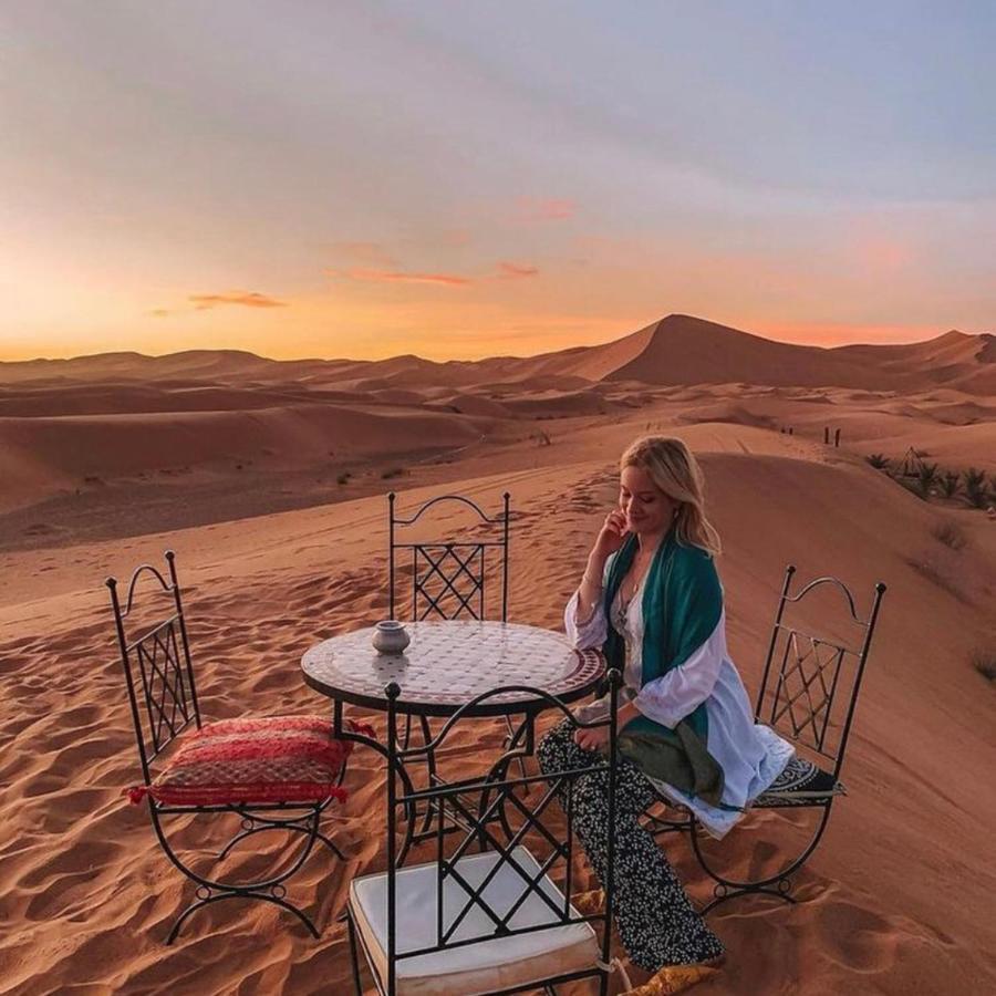 Erg Chebbi Camel Trek Camp Hotel Merzouga Exterior photo
