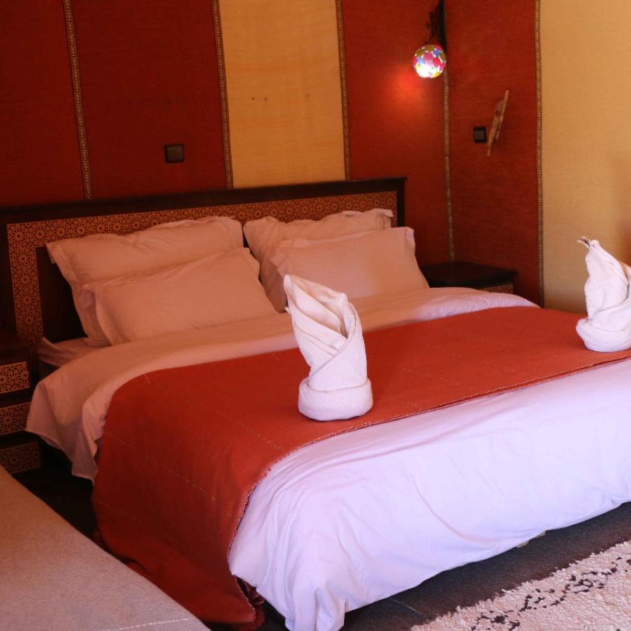 Erg Chebbi Camel Trek Camp Hotel Merzouga Exterior photo